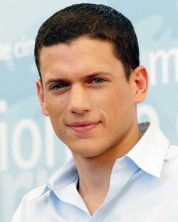 Wentworth Miller Talks About Coming Out, Overcoming Struggles。